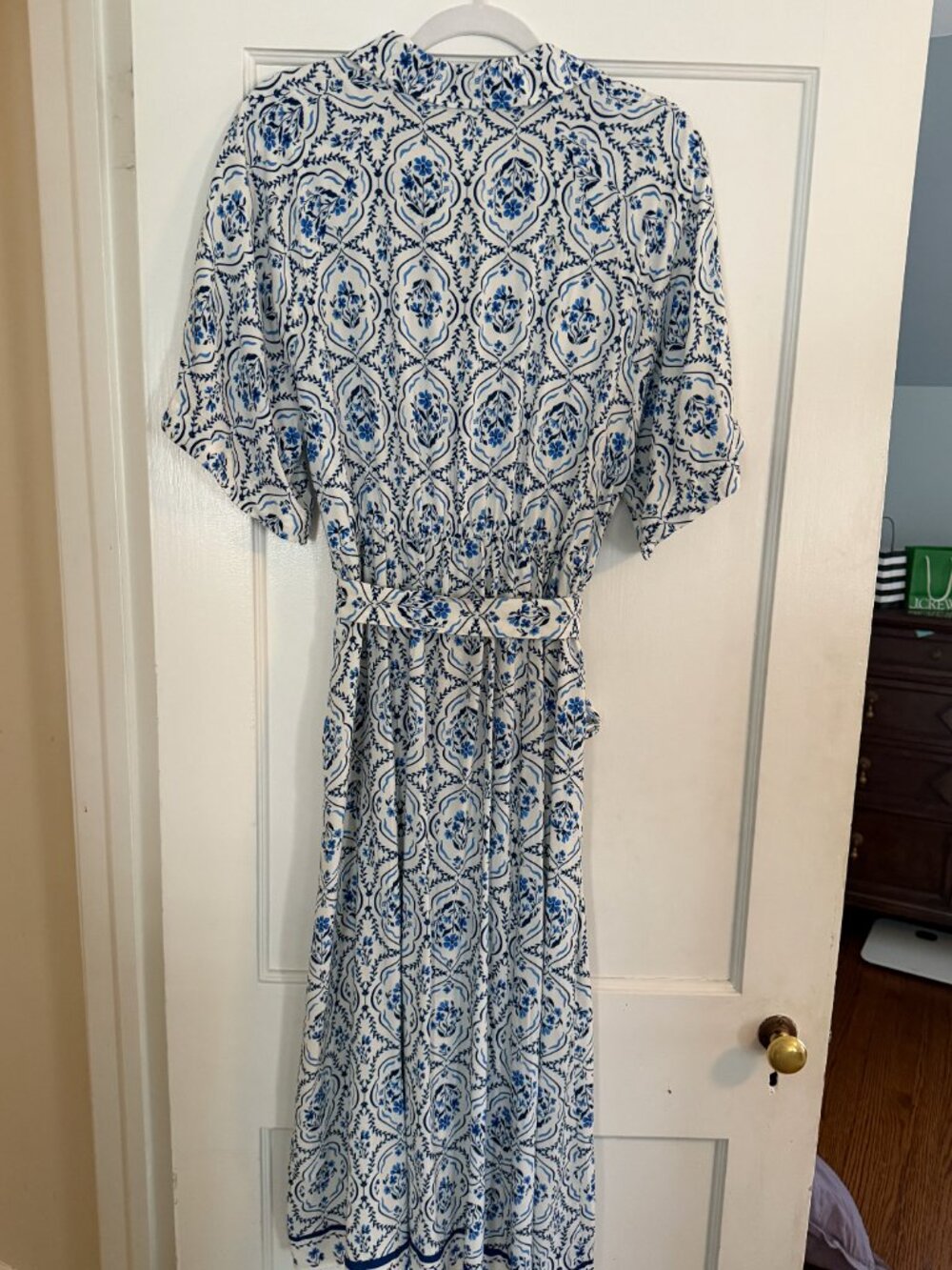 H&M Tie-belt Shirt Dress in Blue & White Size L - Picture 2 of 7